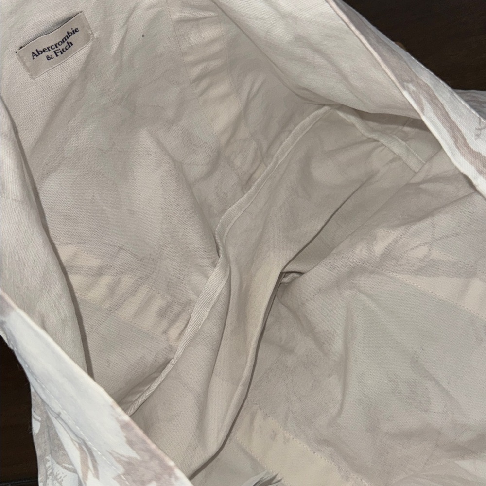 Abercrombie & Fitch XL tote - Picture 7 of 8